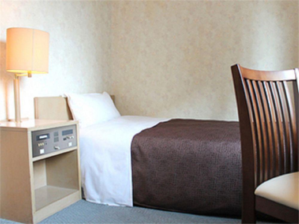 Hotel Livemax Budget Fuchū Zewnętrze zdjęcie